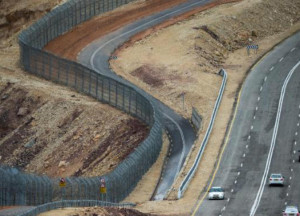 جدار عازل بين اسرائيل والاردن